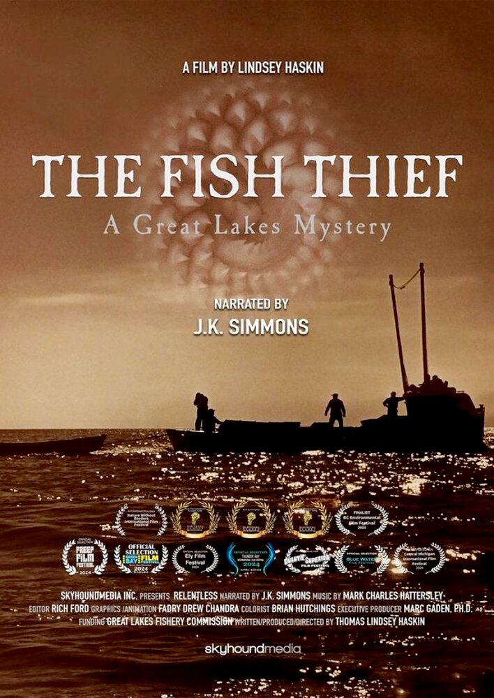 The Fish Thief: A Great Lakes Mystery